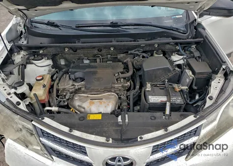 2014 Toyota Rav4 Le z USA, uszkodzony, nr VIN JTMZFREV9ED036302